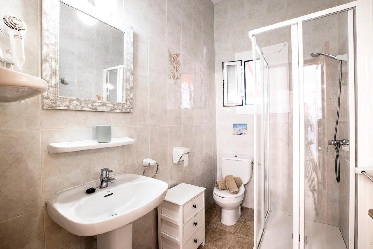 Apartamentos Molina 9-10-11 Es Calo  Εξωτερικό φωτογραφία