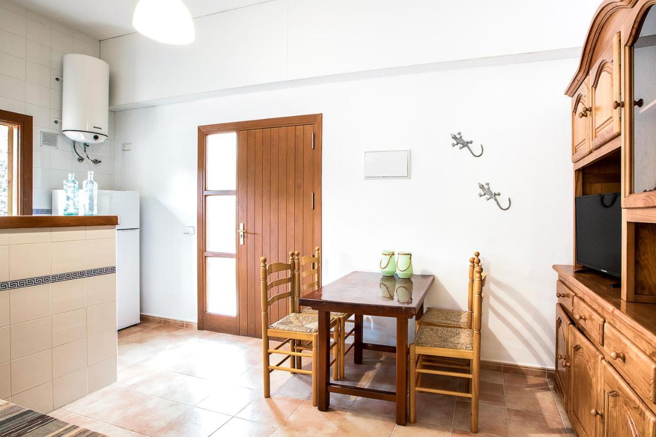 Apartamentos Molina 9-10-11 Es Calo  Εξωτερικό φωτογραφία