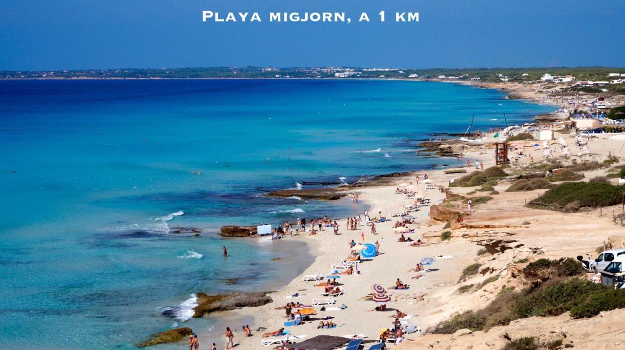 Apartamentos Molina 9-10-11 Es Calo  Εξωτερικό φωτογραφία